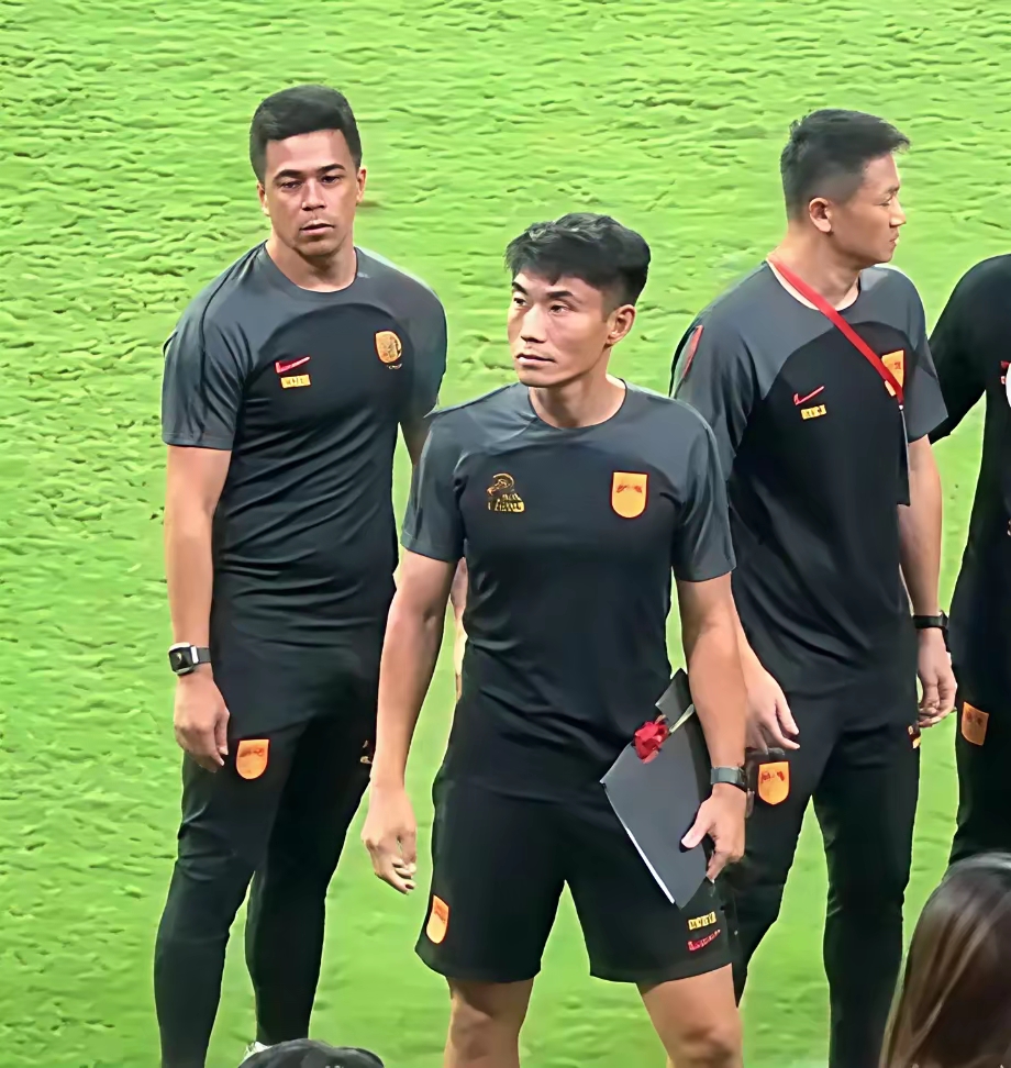 转折点深圳男篮队长鼓劲；法甲窗口期攻防权衡；气氛紧张；阵容厚度经受考验 -友博官网