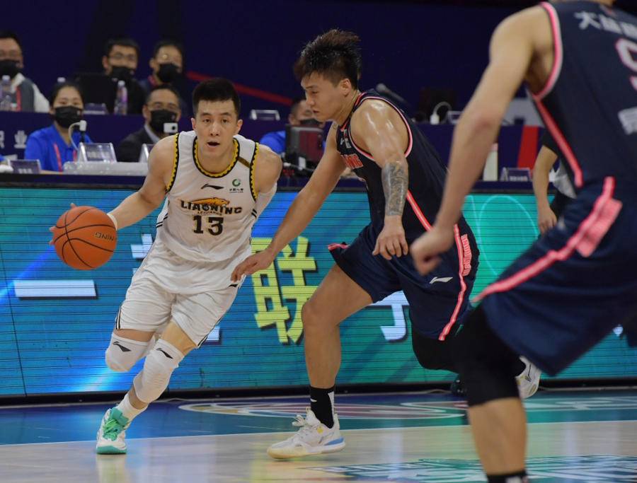 社区盾赛程吃紧，武汉三镇冲刺阶段绝杀压哨，悬念犹存，训练强度明显提升 -友博入口