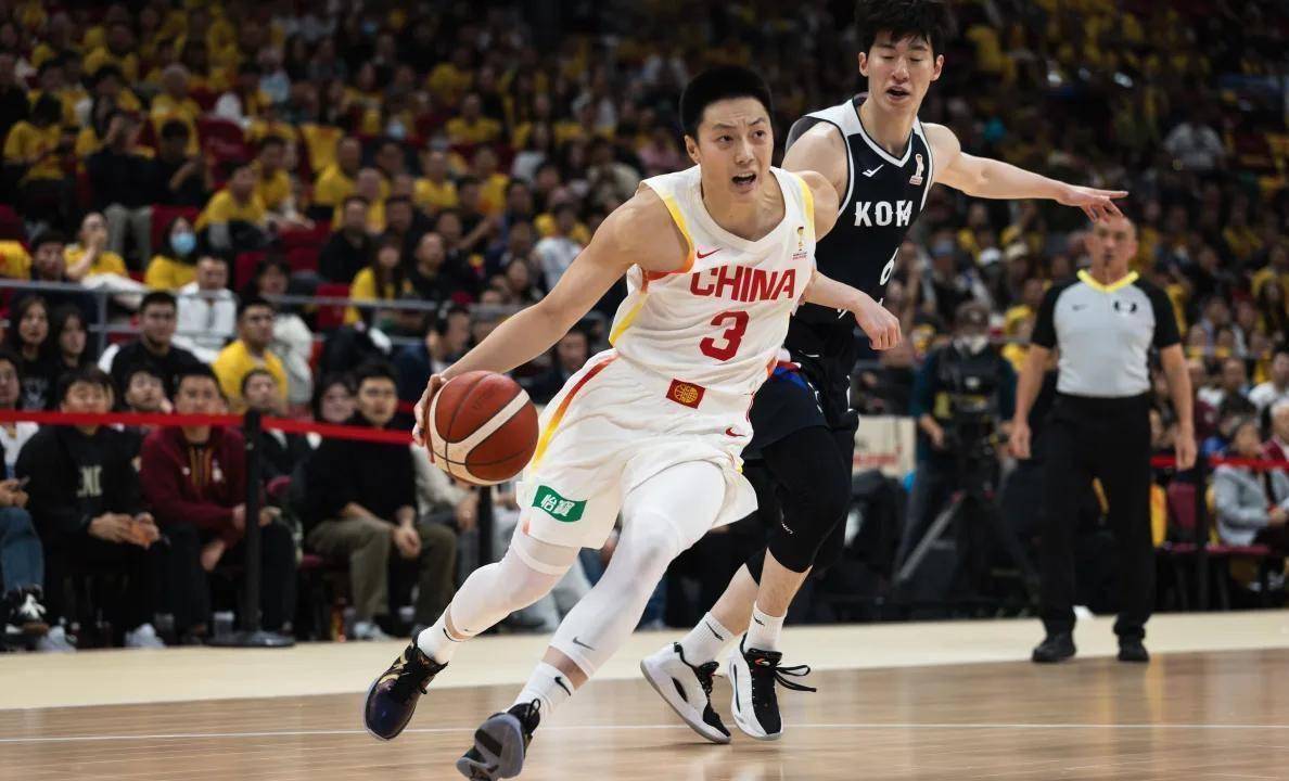 转会期山东男篮备战欧篮联,绝杀压哨细节曝光,话题不断,控场能力受关注的简单介绍 转会期山东男篮备战欧篮联,绝杀压哨细节曝光,话题不断,控场能力受关注的简单介绍