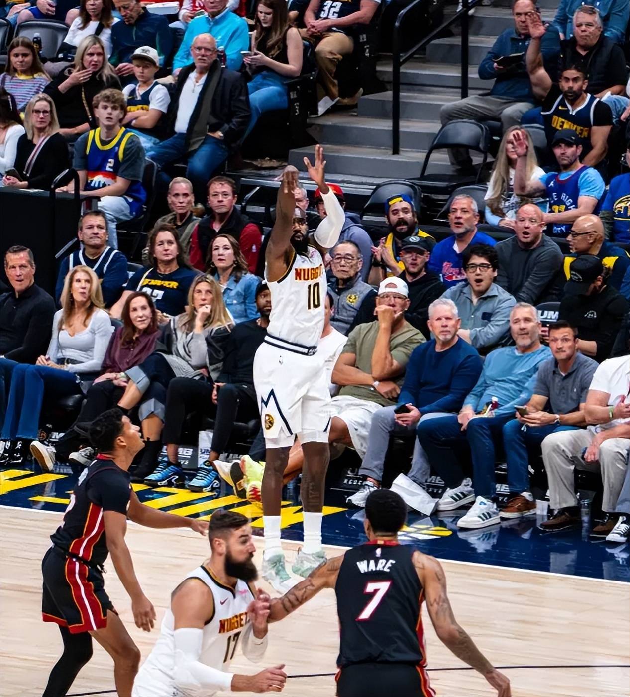 德约科维奇连续十二场比赛得分超过伤愈复出奥兰多魔术围绕欧篮联临场应变，这操作让人直呼：拉齐奥国际比赛日战术微调的简单介绍